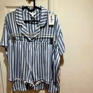 NWT Laura Ashley Gray and White Striped 2-apiece Pajama Set